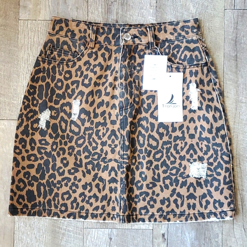 NEW Tronjori skirt